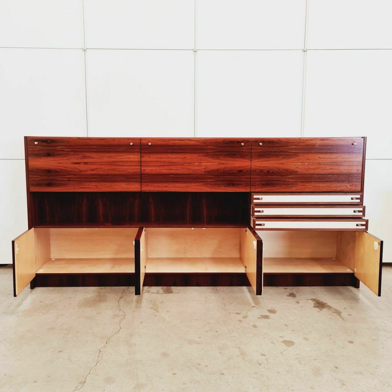 Zengel Verhoogd Dressoir, Jaren 1940 photo Meubels