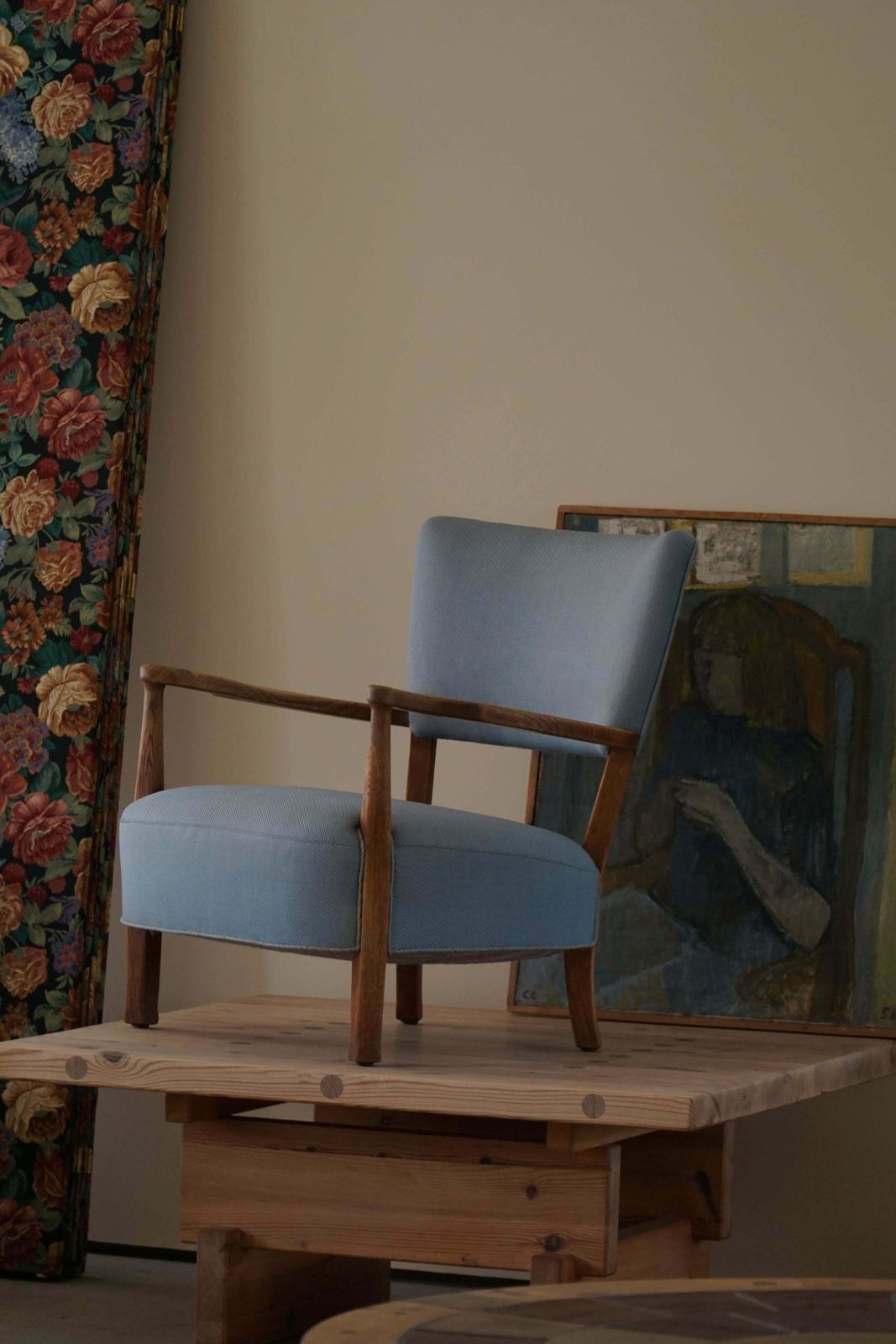 Danish Modern, Curved Lounge Chair In Oak, Attributed To Viggo Boesen, 1950s photo vinterior