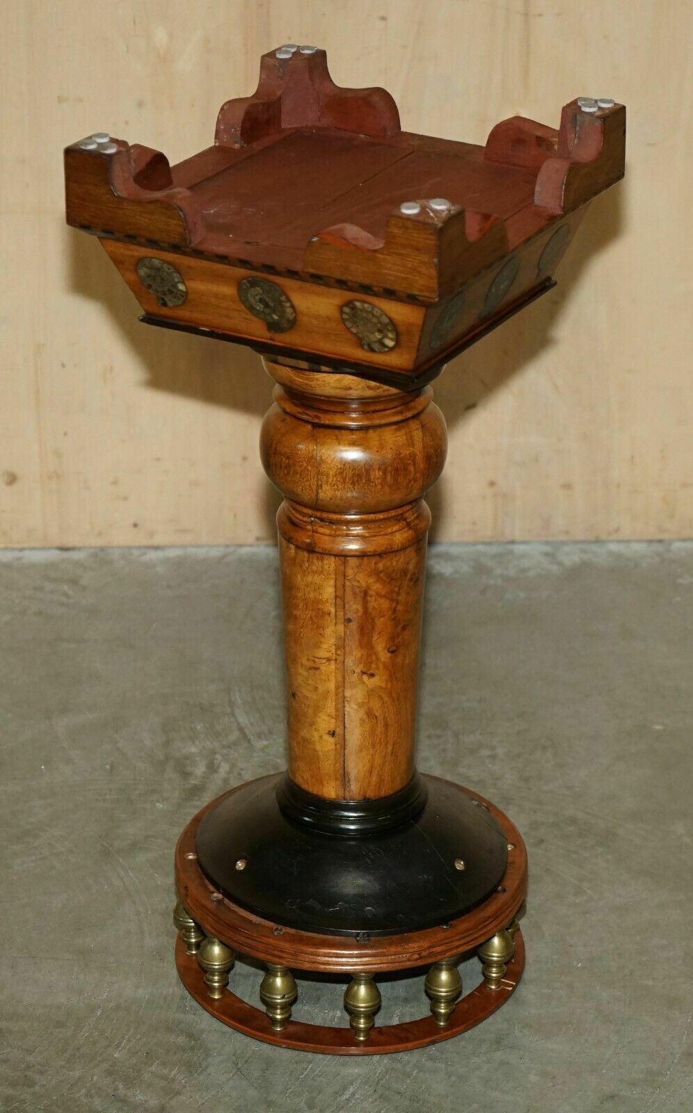 photo vintage Fine Antique Victorian Burr Oak Ammonite Fossil Corinthian Pillar Pedestal Stand