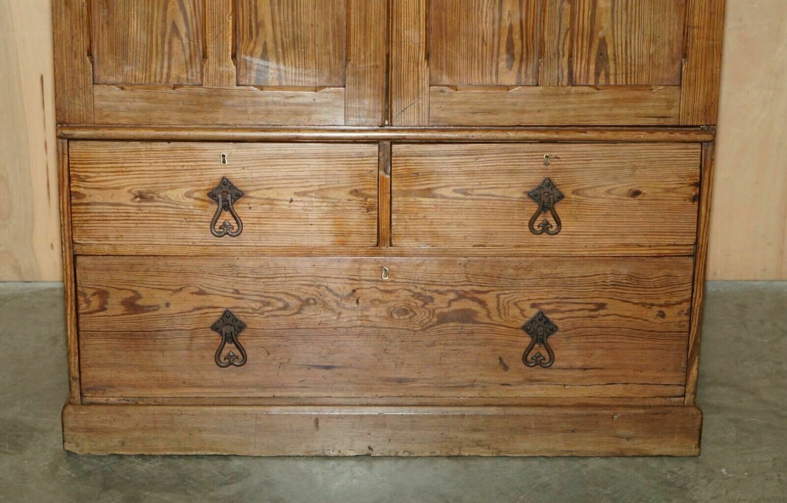 Medium Antique Victorian Pine Housekeepers Cupboard With Sliding Linen Shelf photo buy