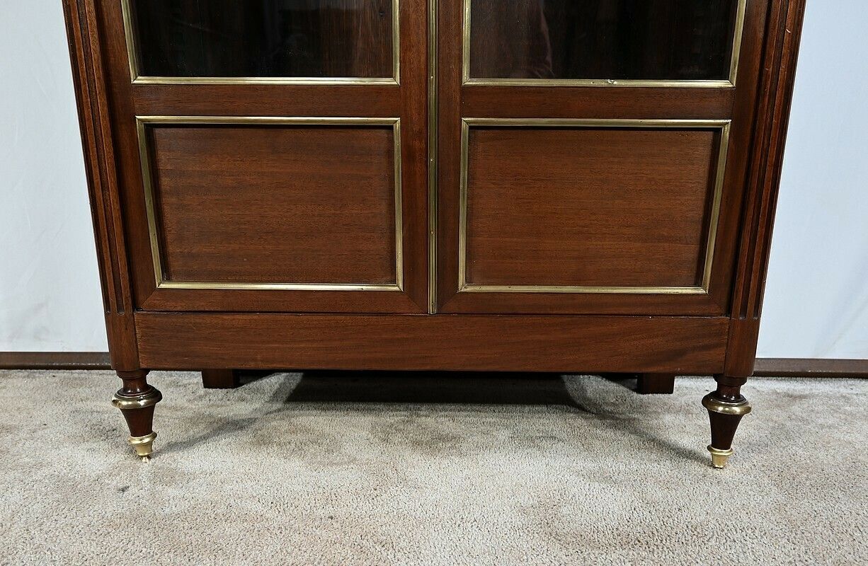 photo furniture Small Mahogany Bookcase, Louis XVI Style – 2nd Half Of The 19th Century