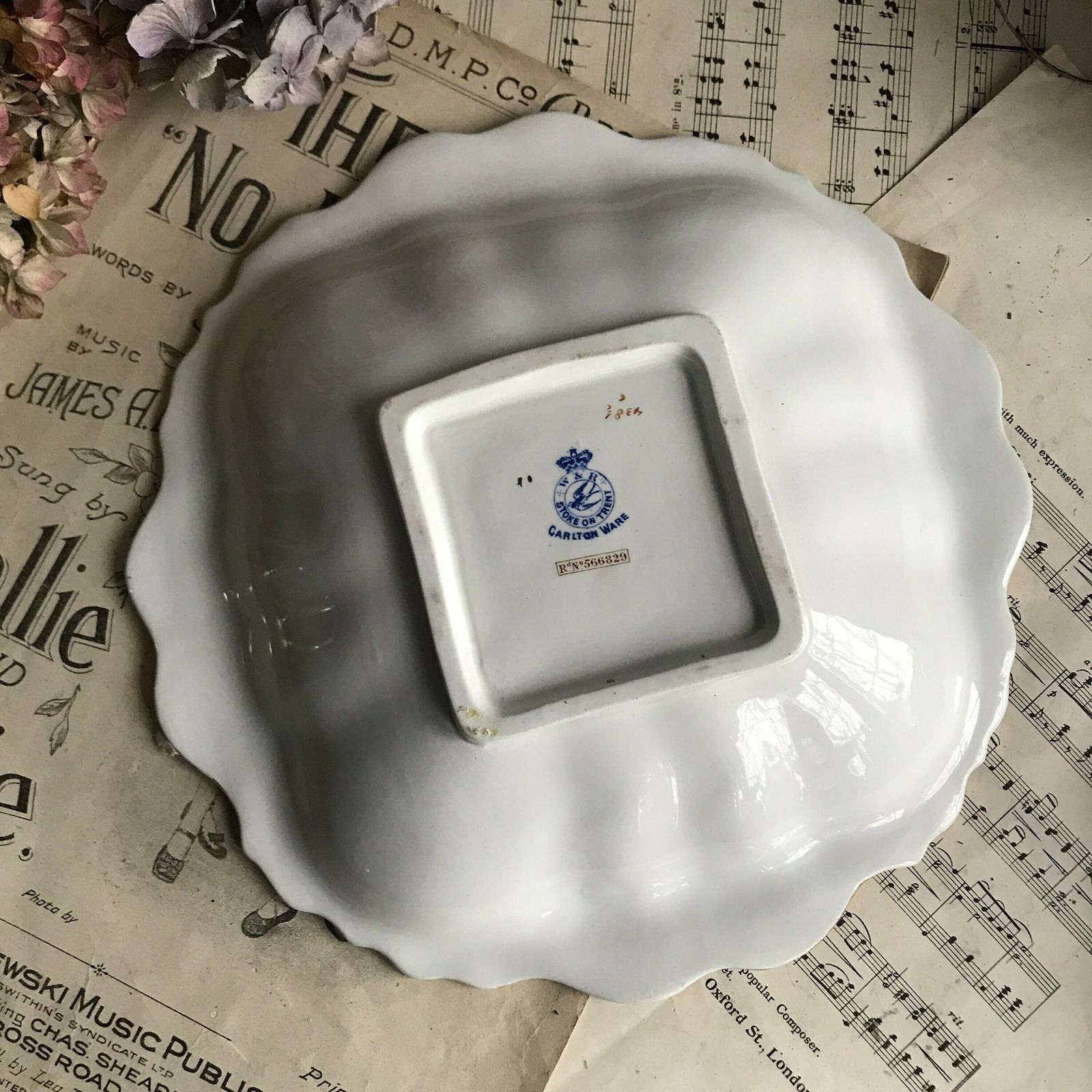 Antique Floral Bowl   Carlton Ware   Wiltshaw & Robinson 1800's Collectable Plate   Blush Ware   Roses photo vinterior