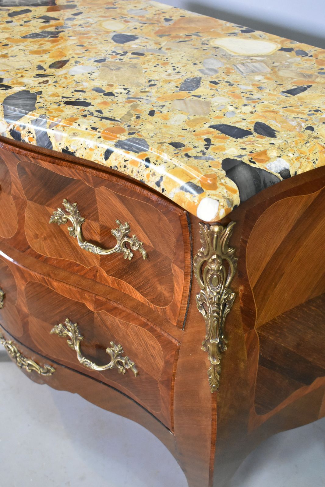 French Bombe Commode Louis XV Style photo vinterior