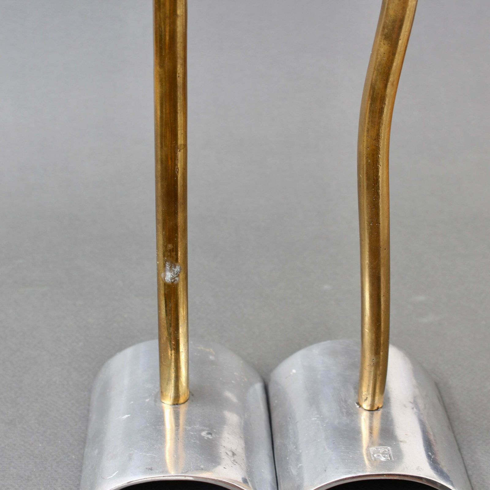 photo vintage Pair Of Brutalist Aluminium And Brass Candlesticks By David Marshall (Circa 1980s)