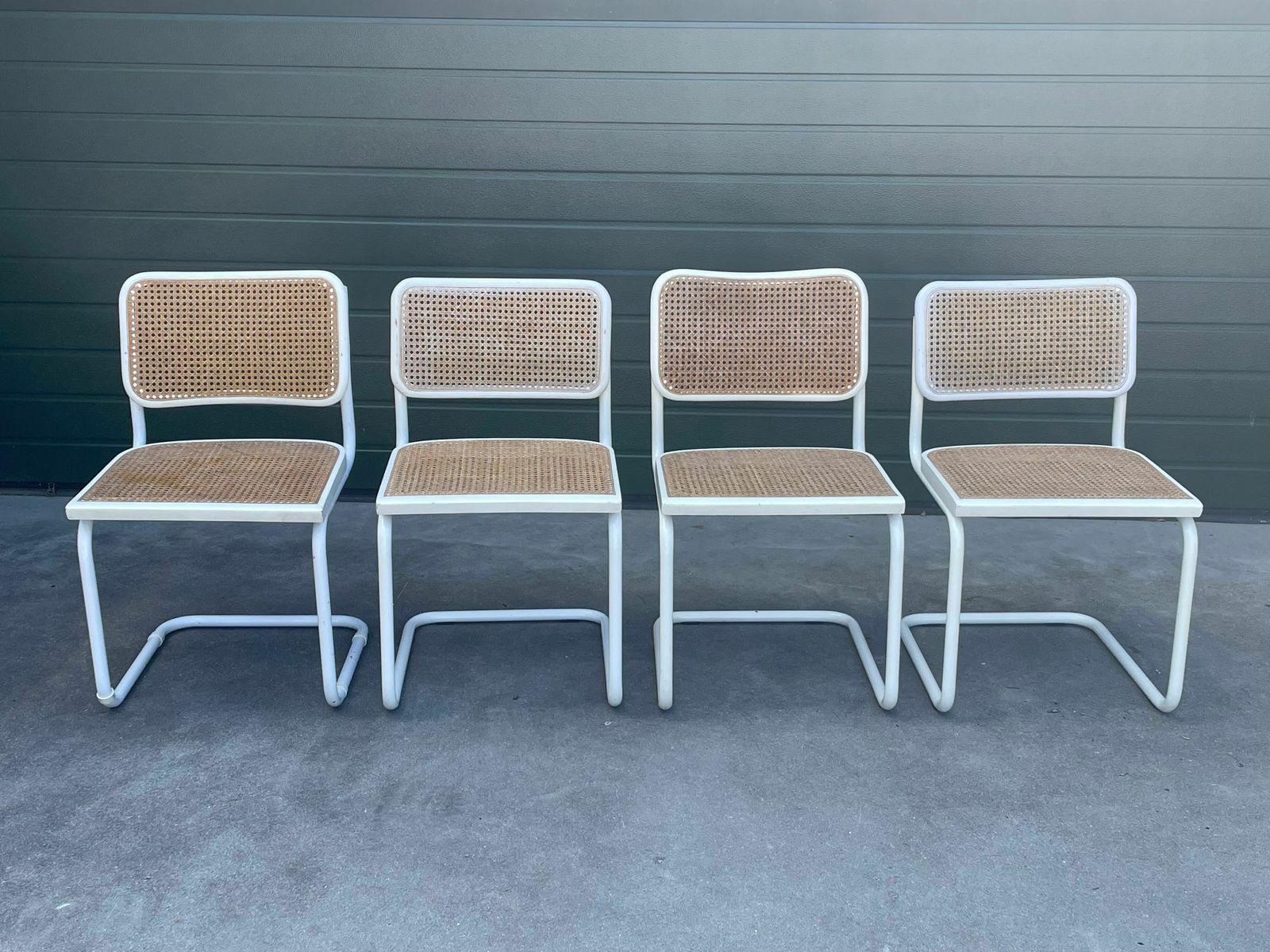 Set Of 4 Cesca B32 Model Chairs In White By Marcel Breuer photo for sale
