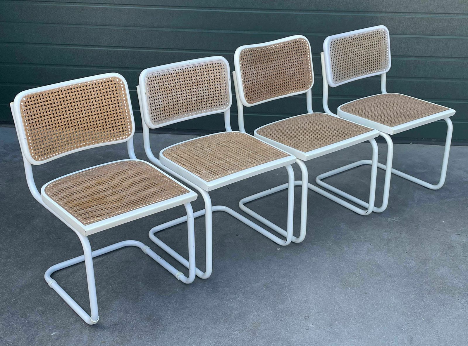 Set Of 4 Cesca B32 Model Chairs In White By Marcel Breuer photo vinterior