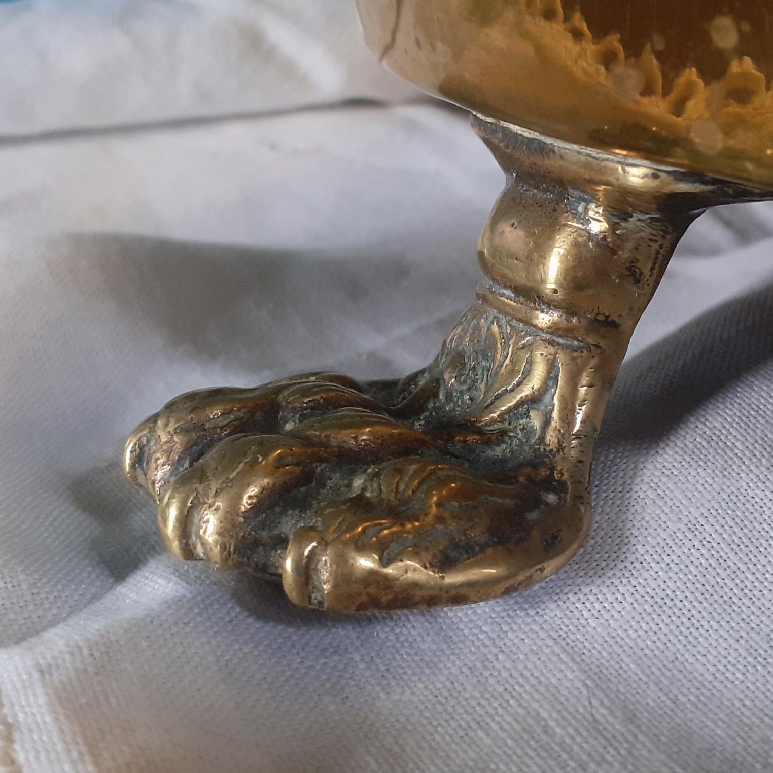 Antique Brass And Copper Riveted Jardiniere With Lion Paw Feet   Plant Stand photo vinterior