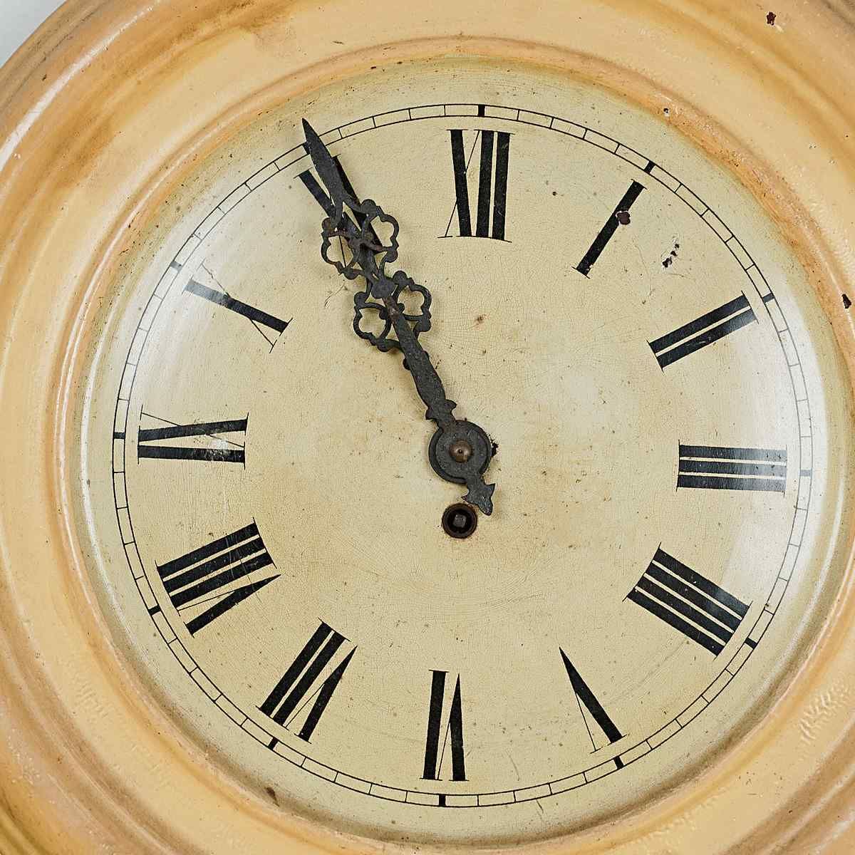 Wall Clock In Lacquered Metal From The Early 1900s, Manual Winding photo furniture