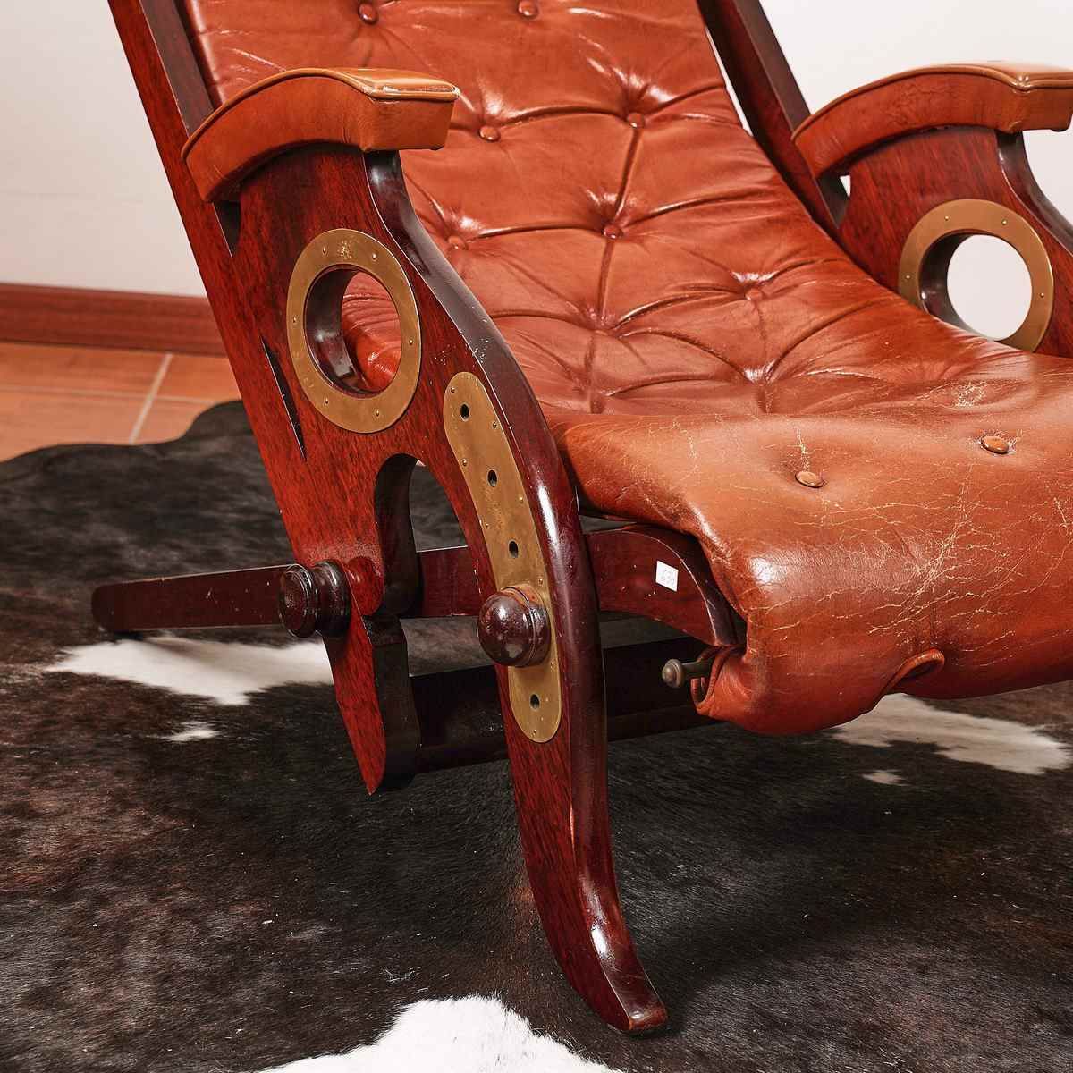 photo furniture Deco Armchair In Leather And Mahogany, Marine Style
