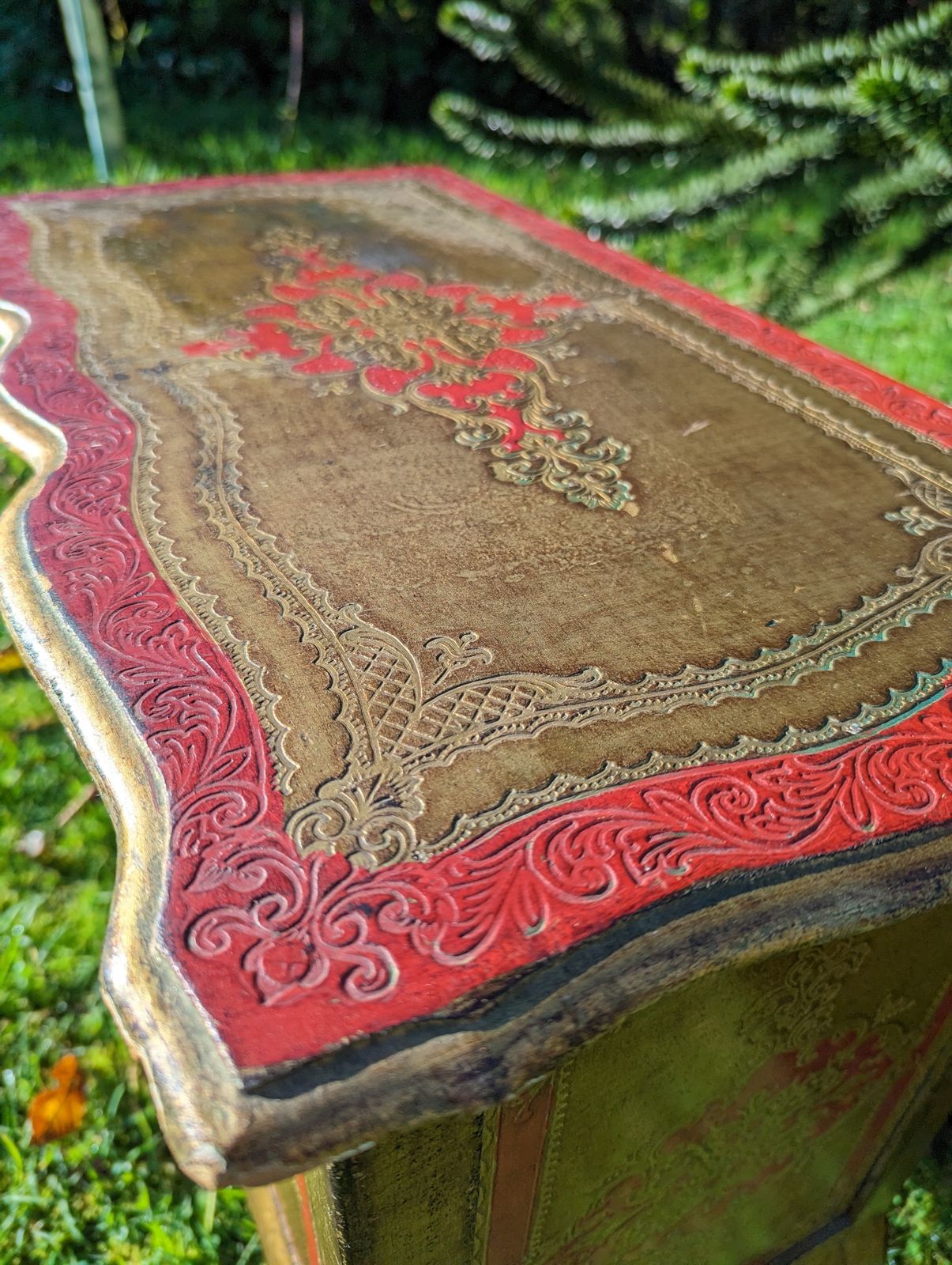 Vintage Quality Italian Florentine Cabinet Rare Older Example   Delivery Available 0232. photo Furniture