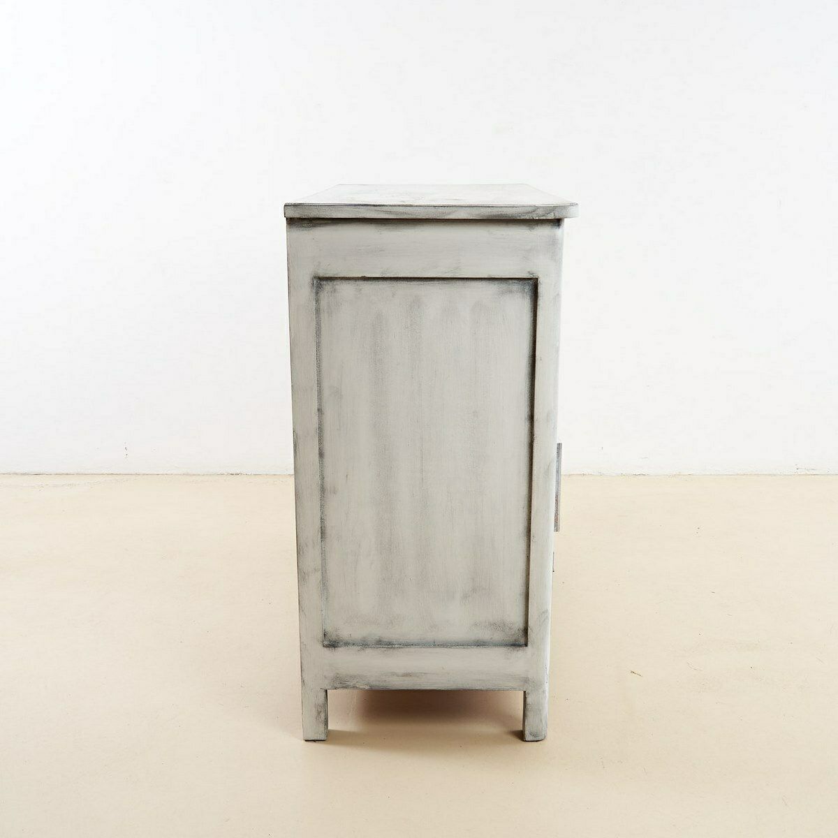photo furniture White Chest Of Drawers   Four Drawers