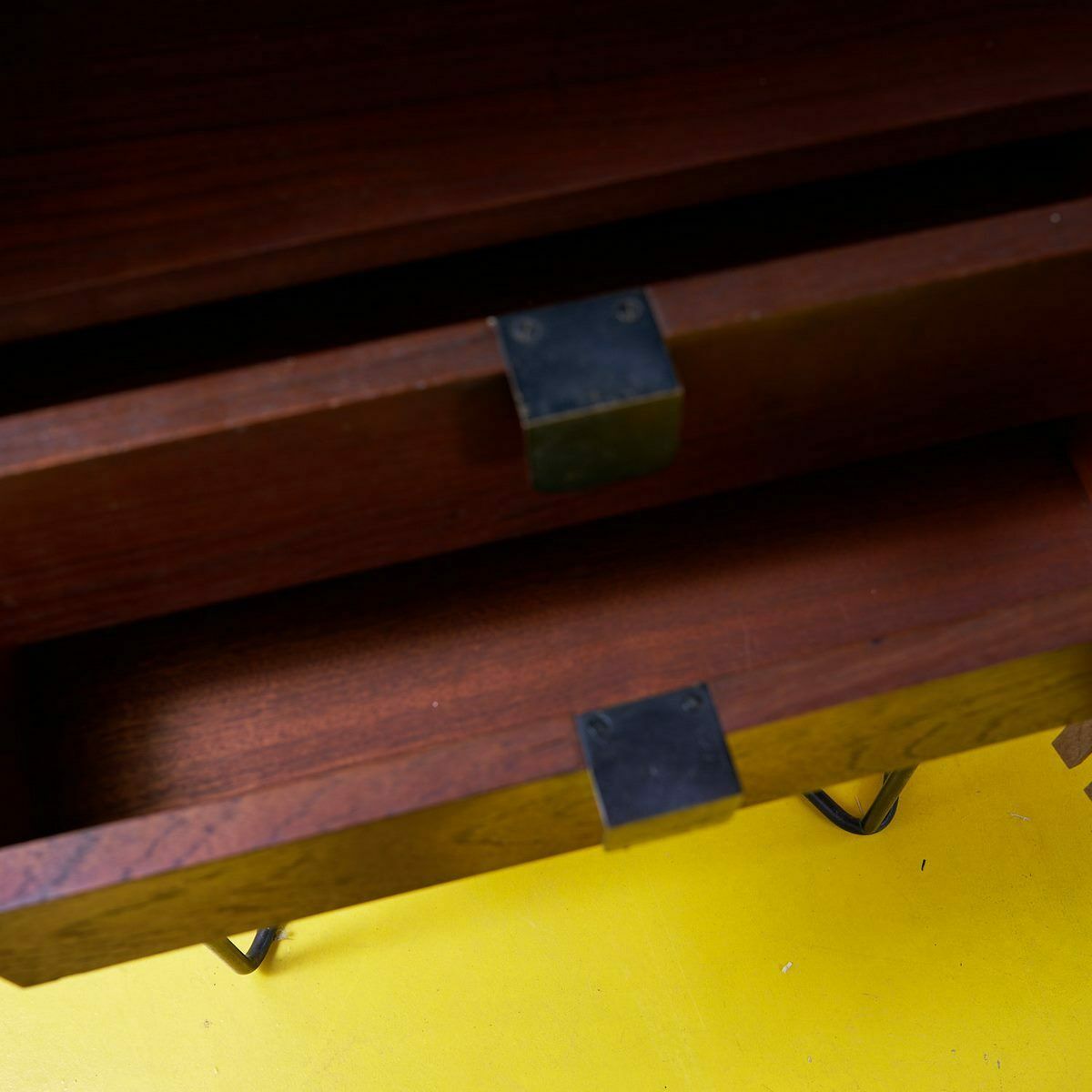 photo vinterior Taichiro Nakai Wardrobe For Permanent Furniture