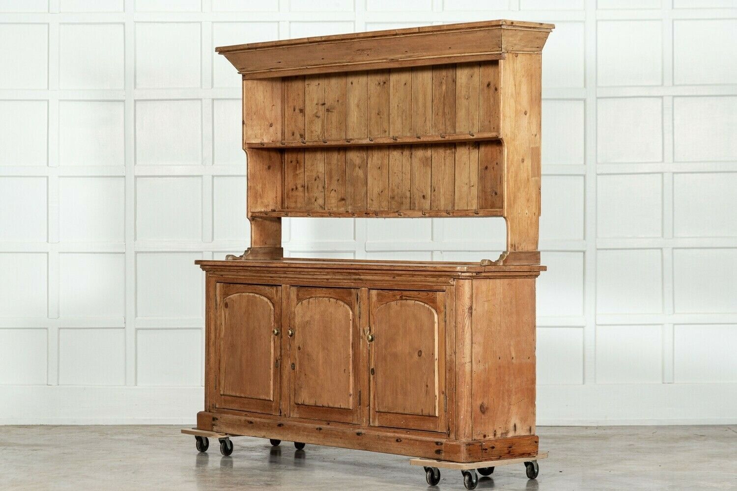 Large 19thc English Pine Vernacular Dresser photo Furniture