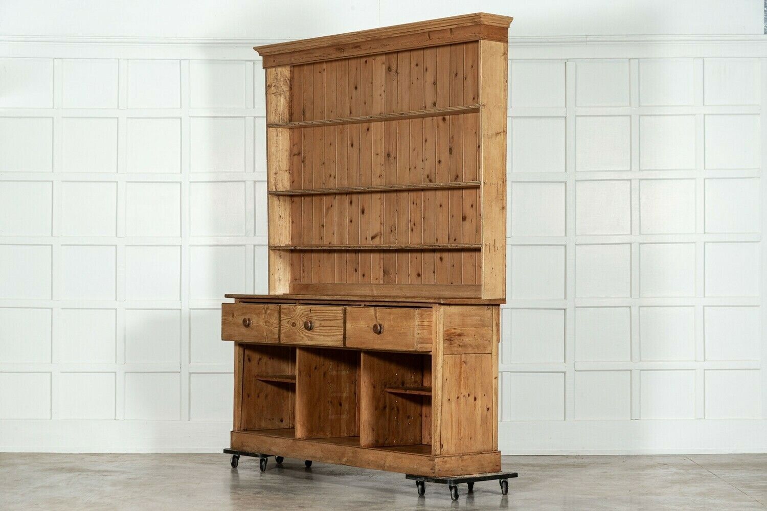 Large 19thc English Pine Dresser photo 6843.0
