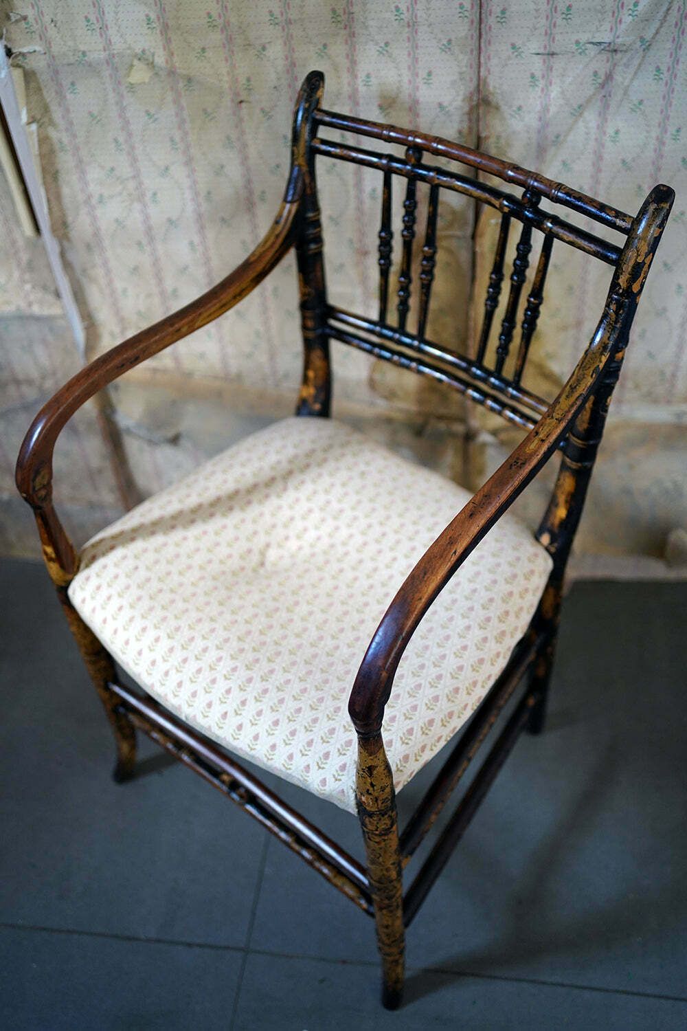A Regency Period Lacquered Faux Bamboo Armchair C.1820 25 photo 980.0