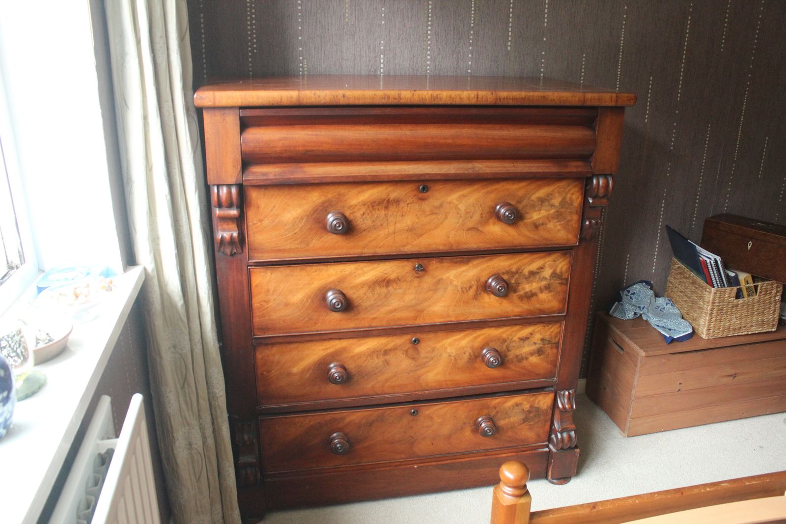 Scottish Chest Of Drawers
