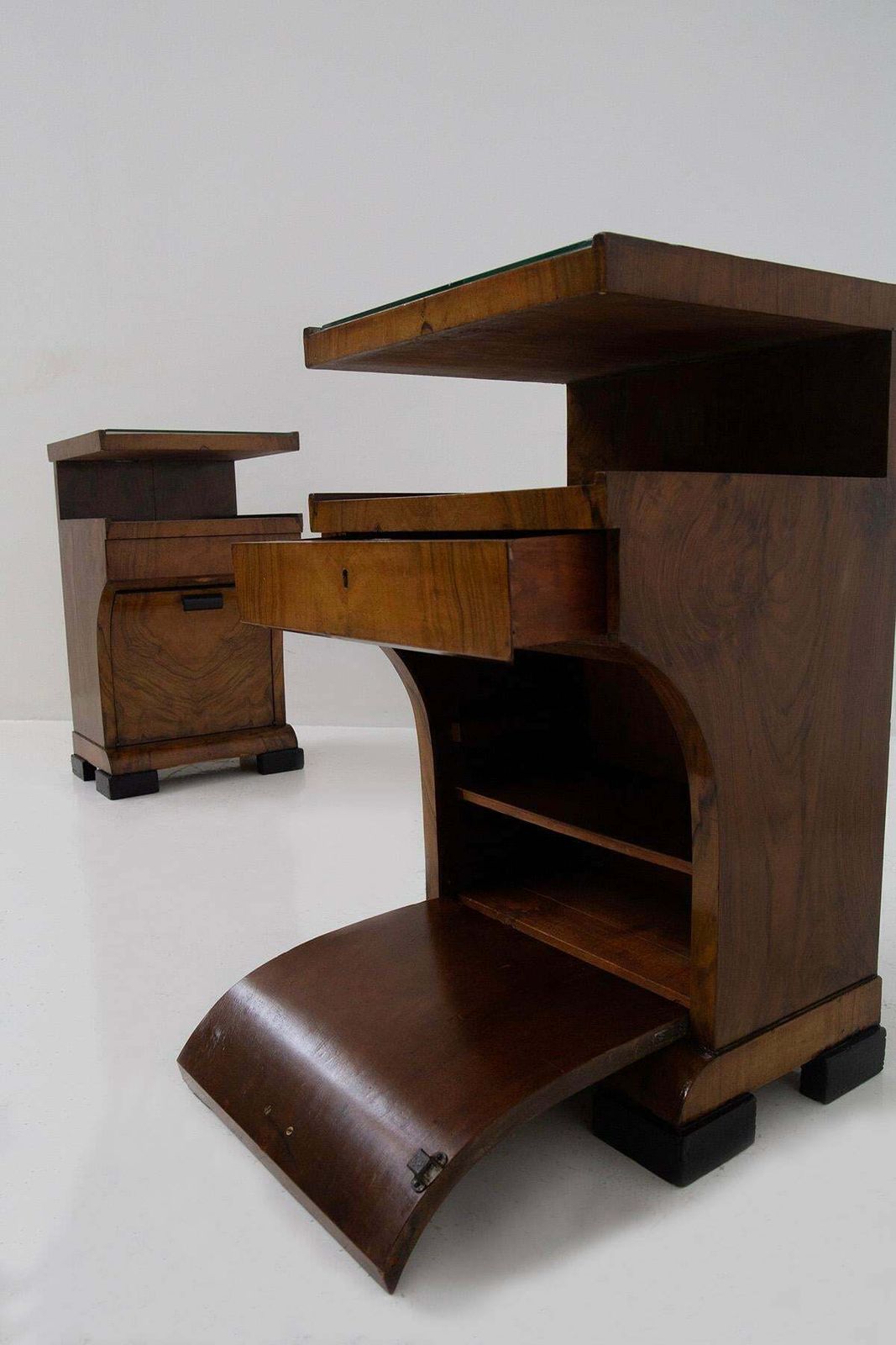 Pair Of Italian Art Deco Bedside Tables In Briarwood photo vinterior