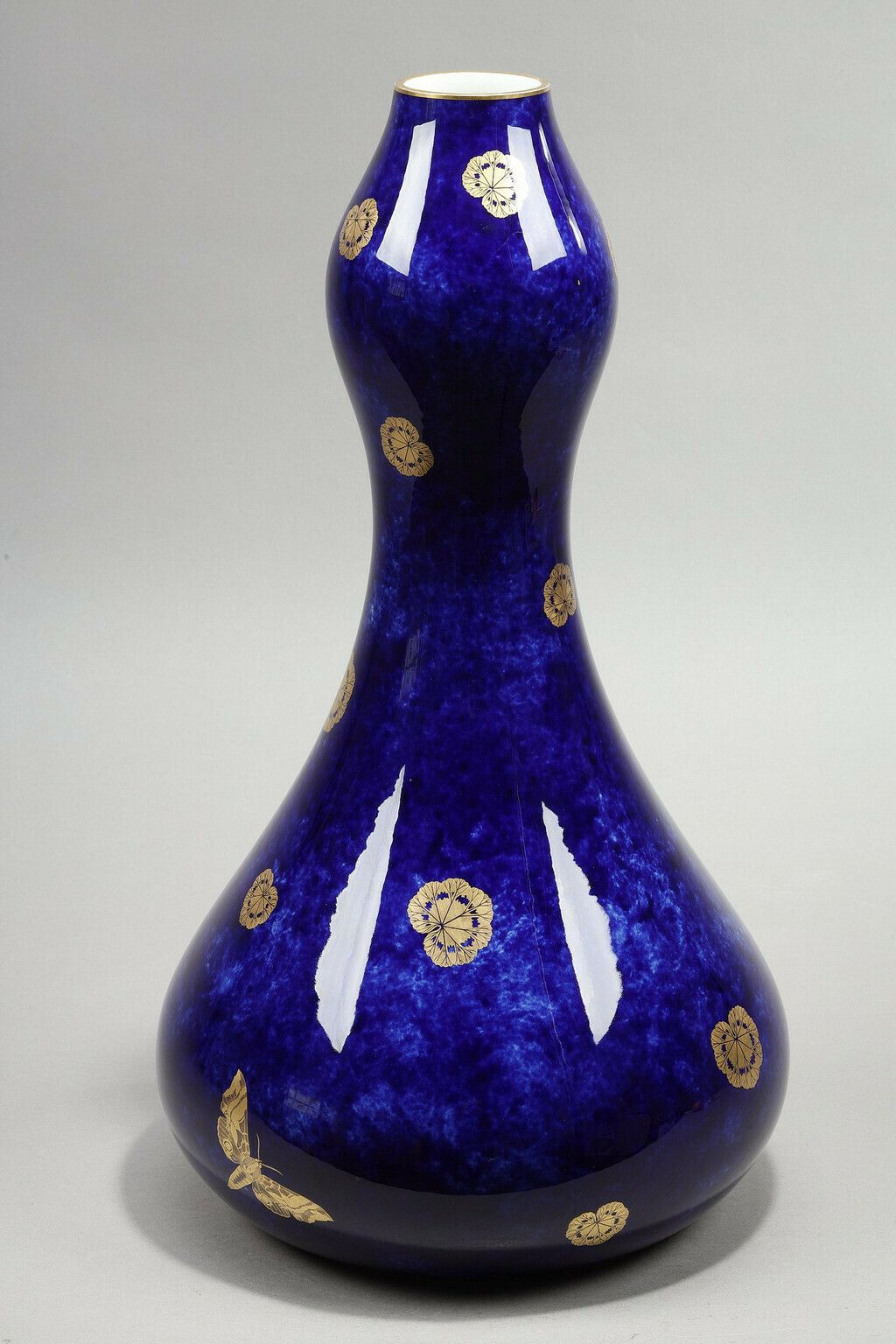 Coloquinte Vase From The Manufacture Nationale De Sèvres photo for sale