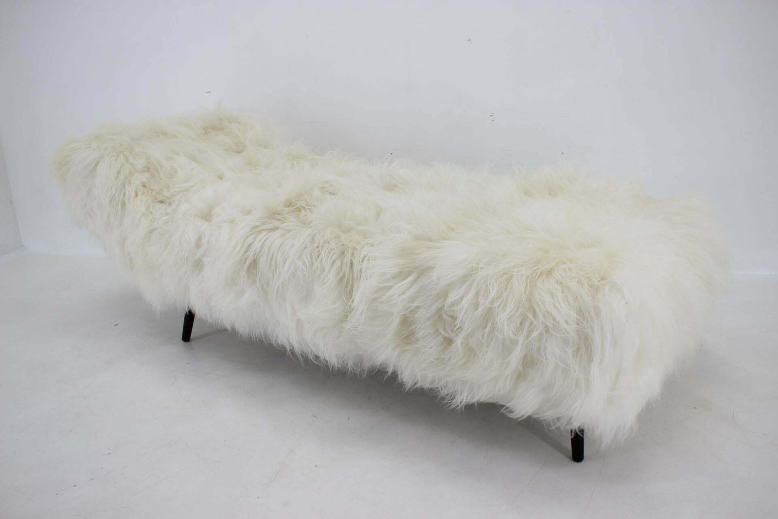 1960s Exclusive Daybed In Sheep Skin photo for sale