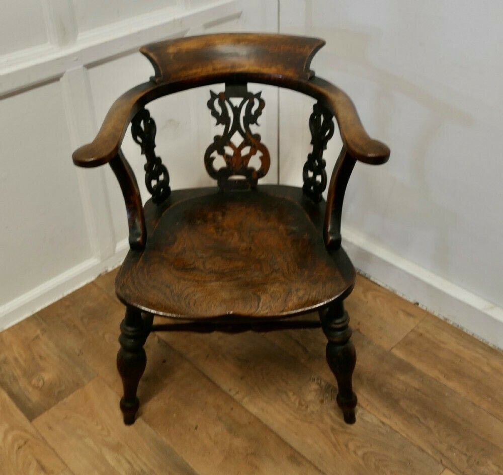 This Style Is Known By Many Names Smokers Bow, Windsor Chair Or Captain’s Chair photo for sale