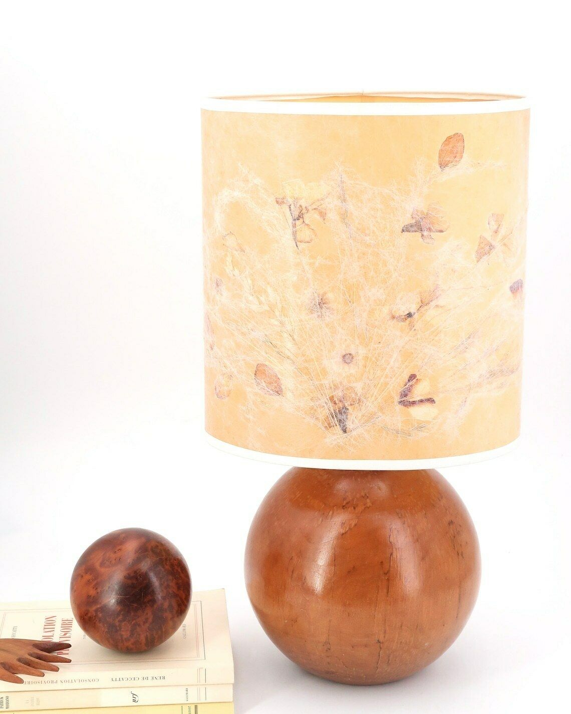 Houten Tafellamp, Herbariumkap Met Gedroogde Bloemen, Jaren 1970 / Bol, Minimalistisch, Boho Chic, Folk, Bohemian photo furniture