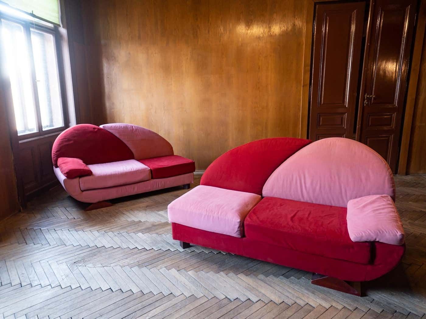 photo vinterior Post Modern Pink And Red Alcantara Sofas, Italy, 1980s