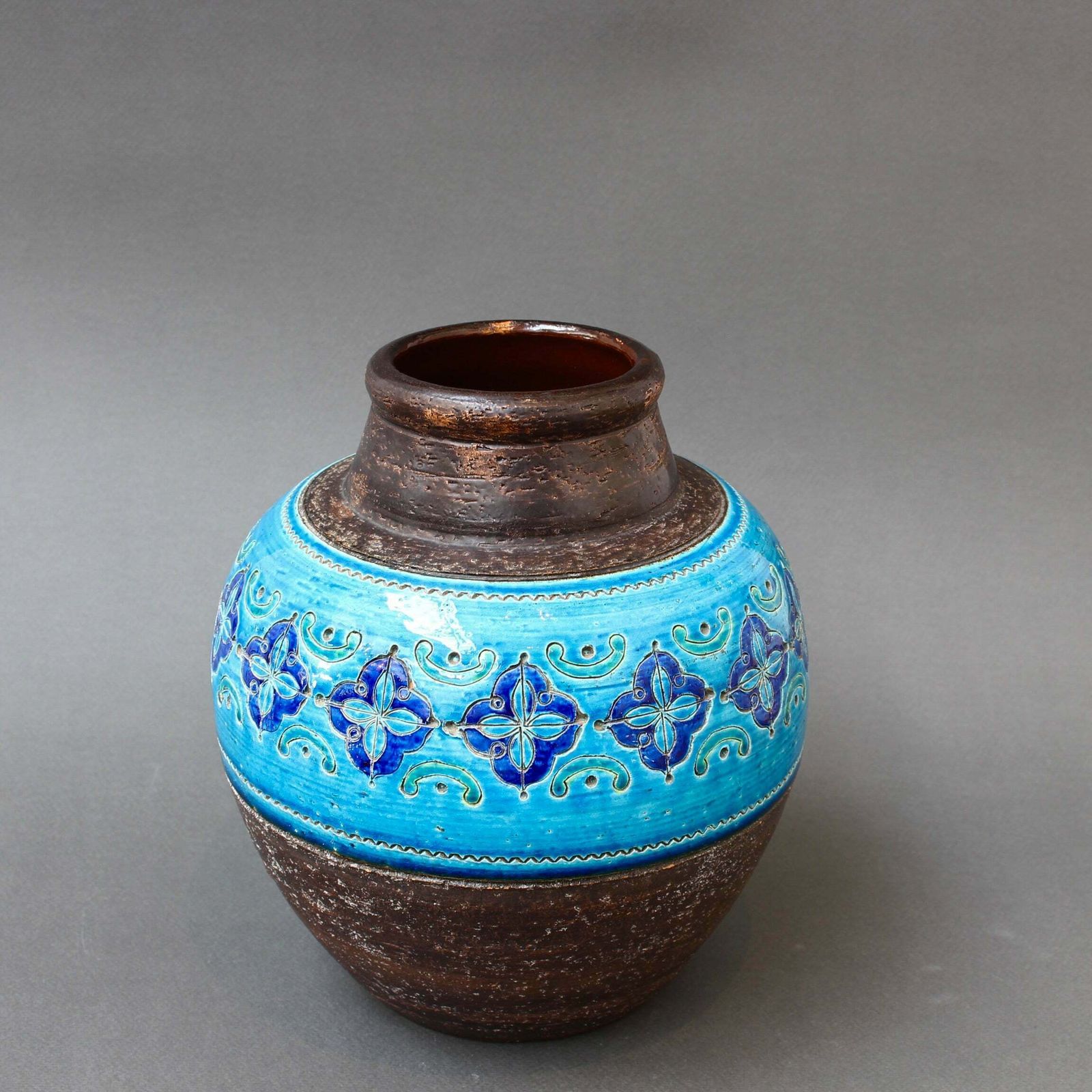 Mid Century Italian Ceramic Vase By Aldo Londi For Bitossi   'Arabesque' (Circa 1960s) photo vinterior