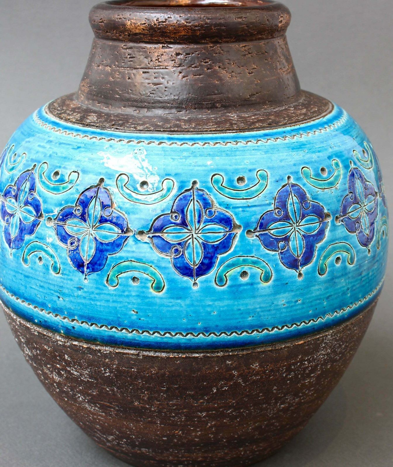 Mid Century Italian Ceramic Vase By Aldo Londi For Bitossi   'Arabesque' (Circa 1960s) photo buy