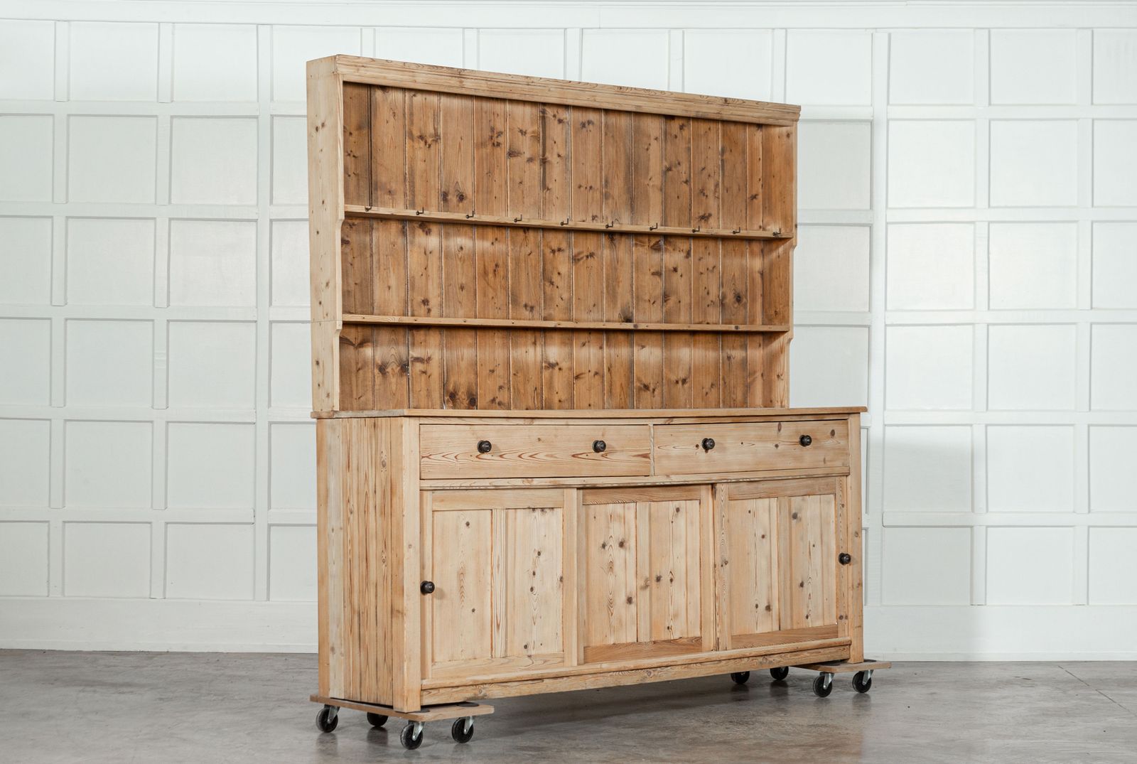 Large 19thc English Pine Dresser photo for sale