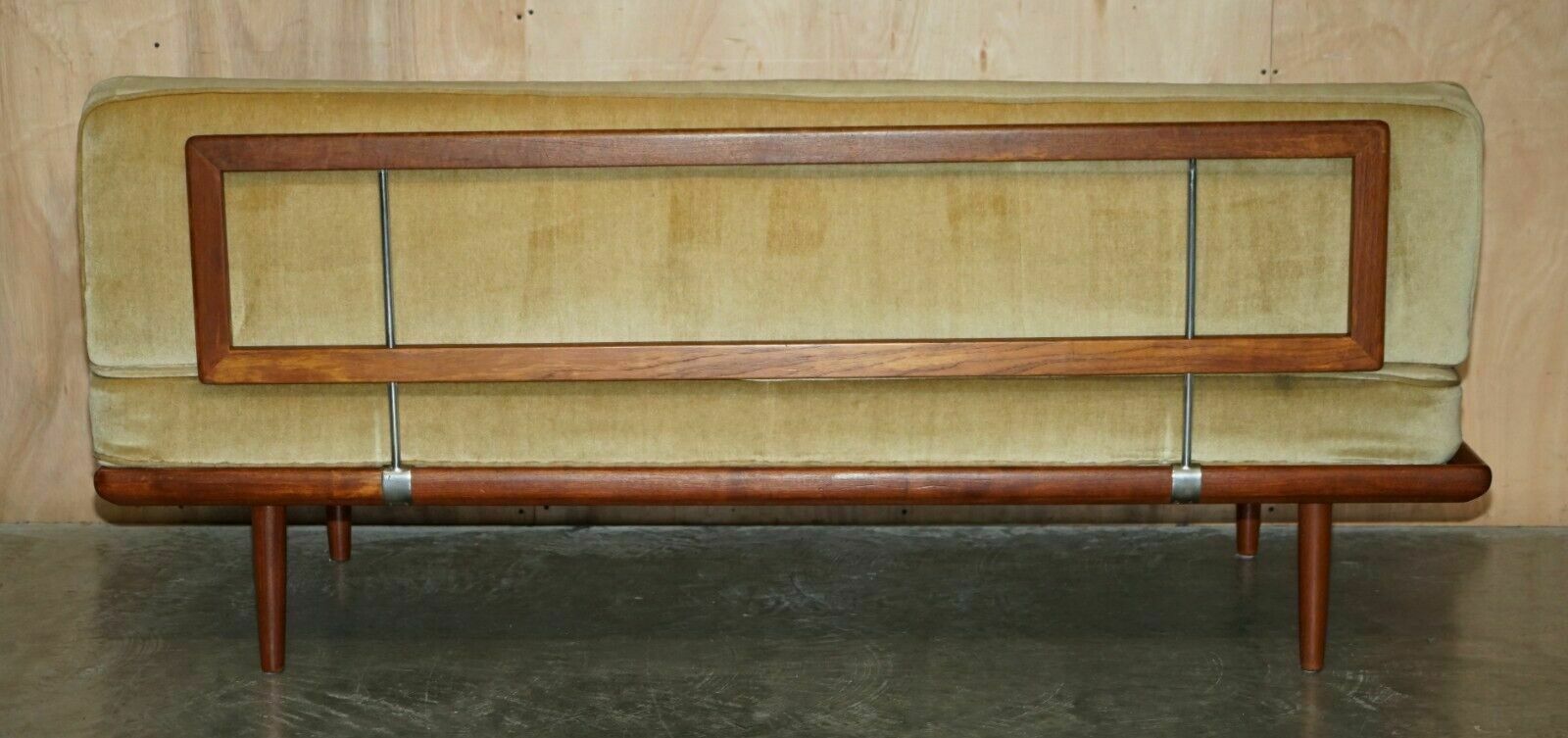 photo furniture Fine Peter Hvidt & Orla Mølgaard Nielsen France & Son Mid Century Modern Sofa