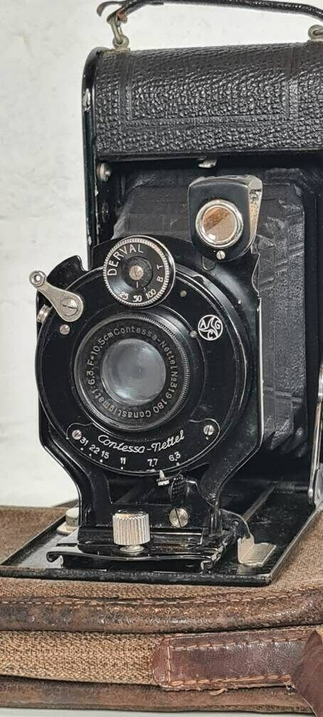 Contessa Nettel Vintage Camera / Folding Camera / 1920’s Vintage Photography Equipment photo for sale