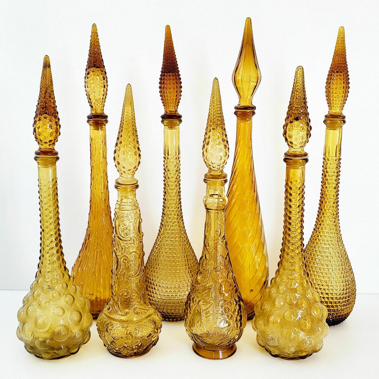 Set Van 21 Vintage Italiaanse Glazen Flessen En Karaffen, Ca. Jaren 1960 photo for sale