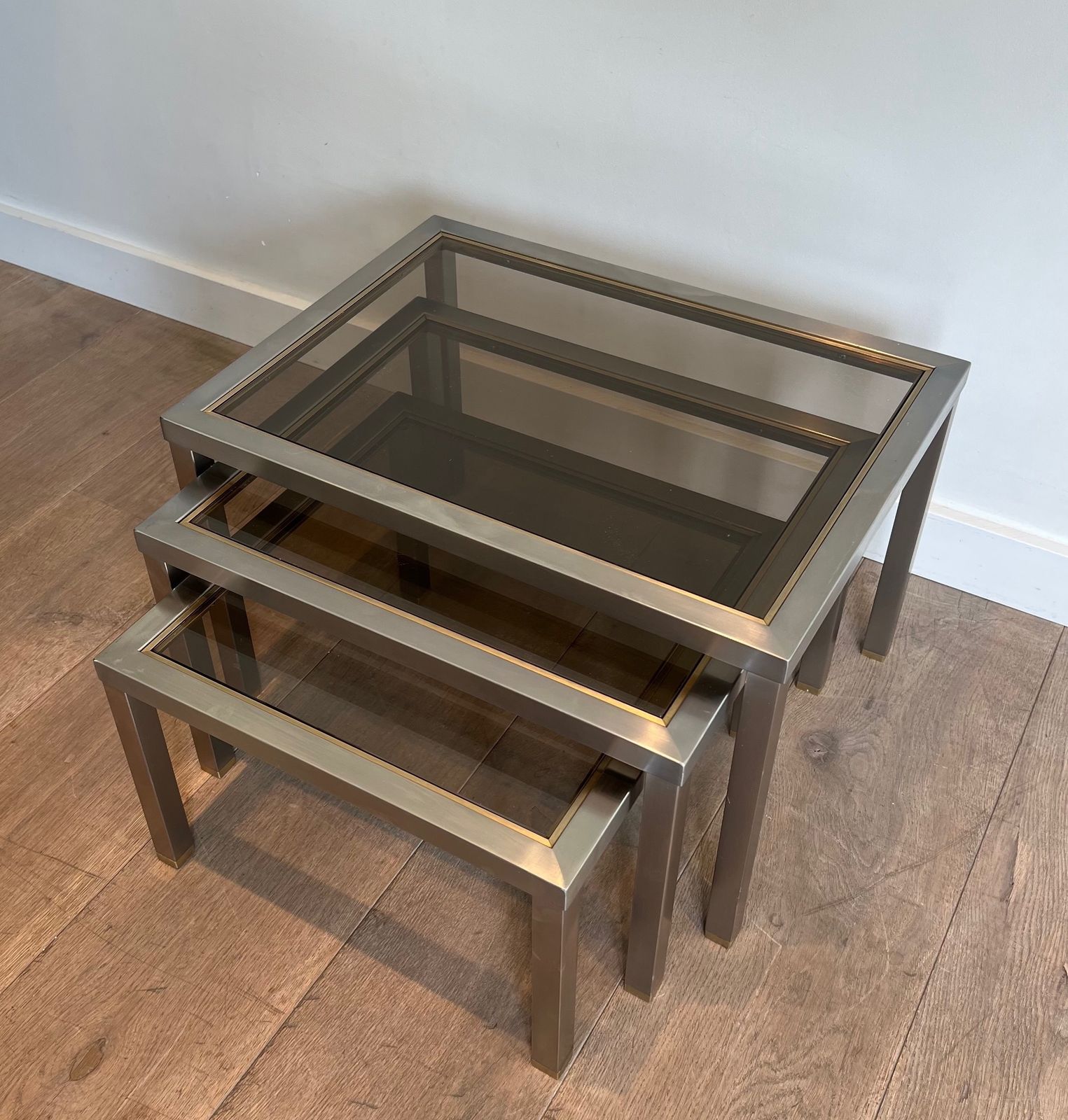 Furniture Suite Of 3 Nesting Tables In Brushed Steel And Brass Attributed To Guy Lefèvre photo