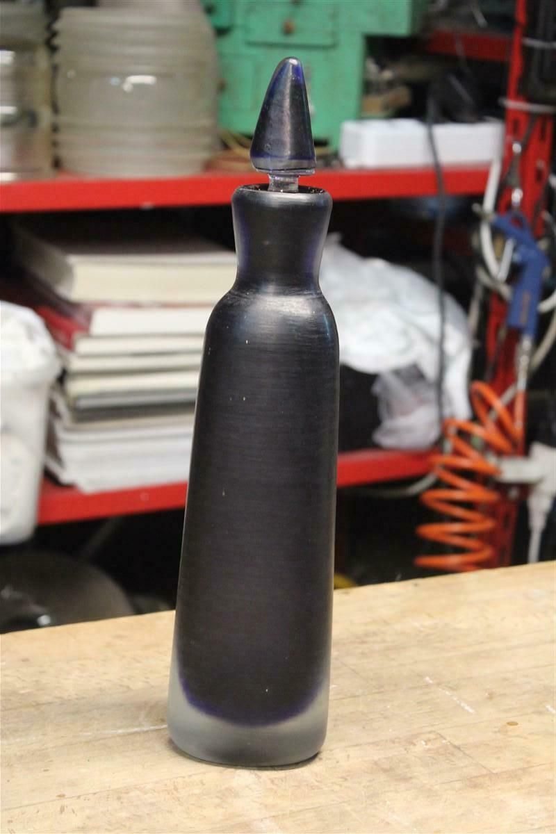 Bottle Paolo Venini 1950 Blu Color Murano Art Glass Serie Inciso Made In Italy photo furniture