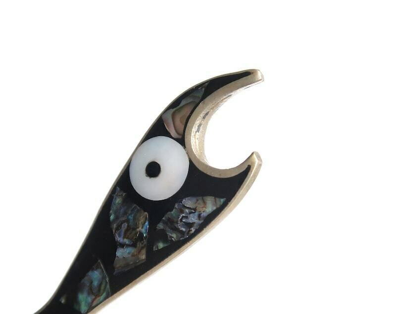 Mexicaanse Zilveren Flessenopener In De Vorm Van Een Vis Met Abalone, Gesigneerd Alpaca Mexico, Jaren 1970 / Mexico, Boho Chic, Folk, Dierenfiguur, Abelonesculptuur photo for sale
