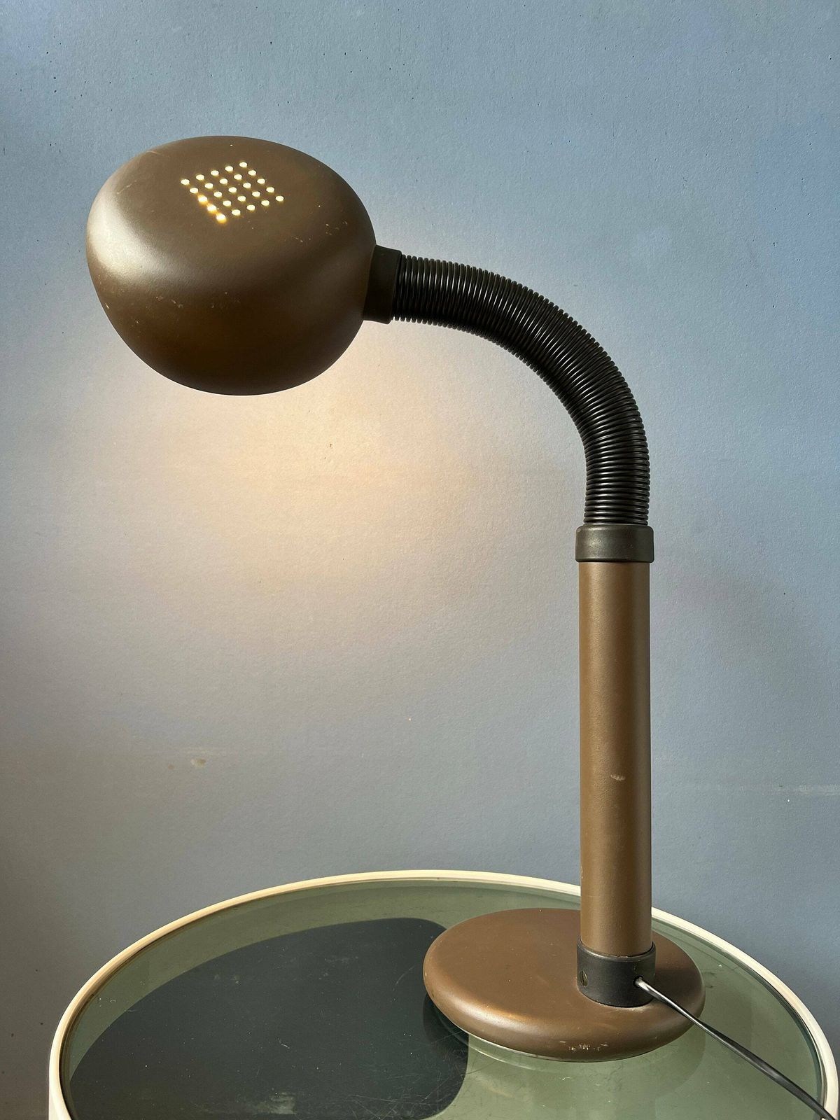 Bruine Space Age Bureaulamp Met Verstelbare Arm photo furniture