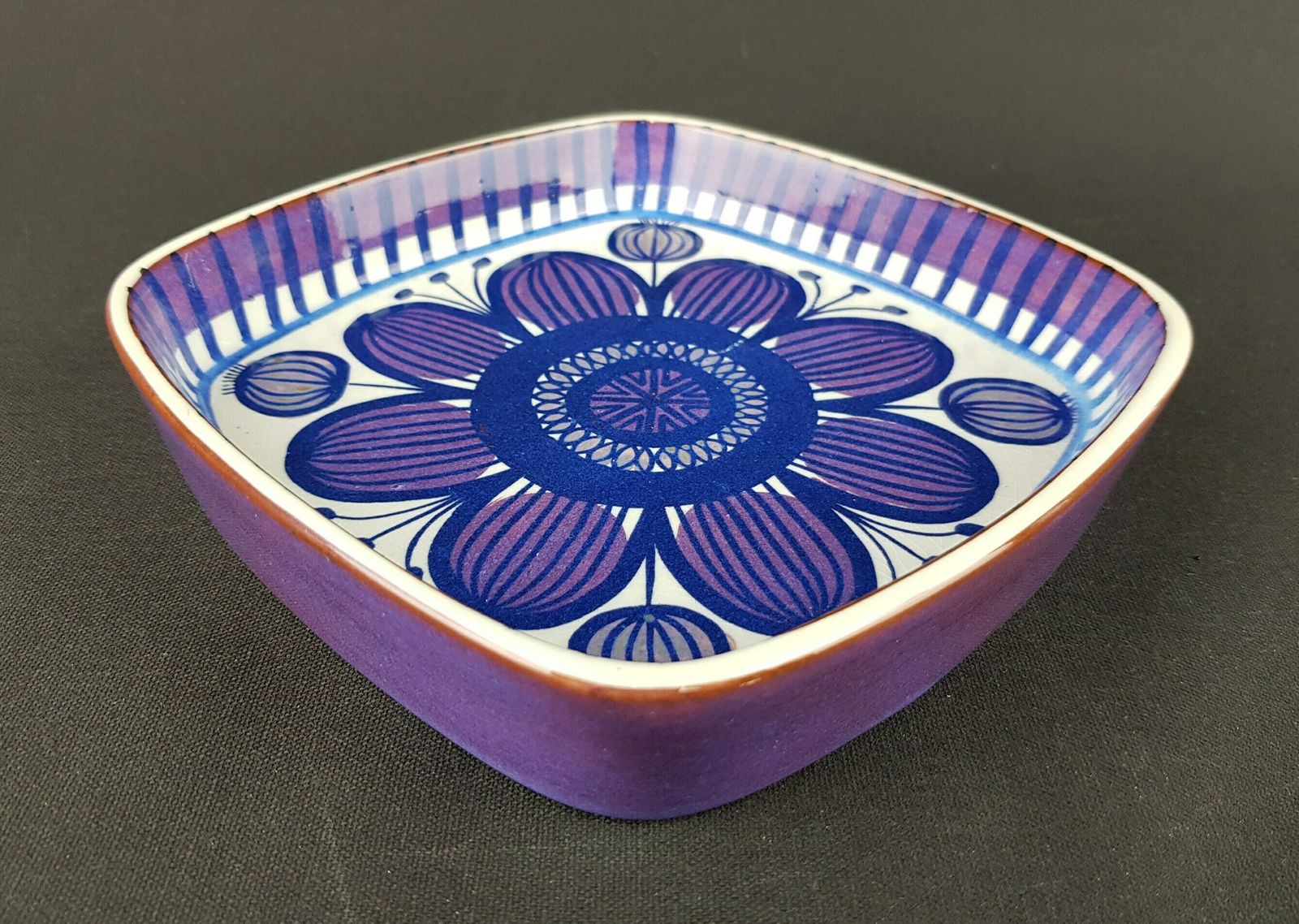 Vintage Royal Copenhagen Purple Bowl From The Fajance Series 167 2883 By Beth Breyen From Denmark 1970s photo for sale