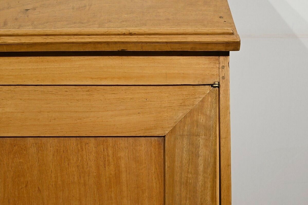 Small Piece Of Furniture – 1st Part 19th Century photo vintage