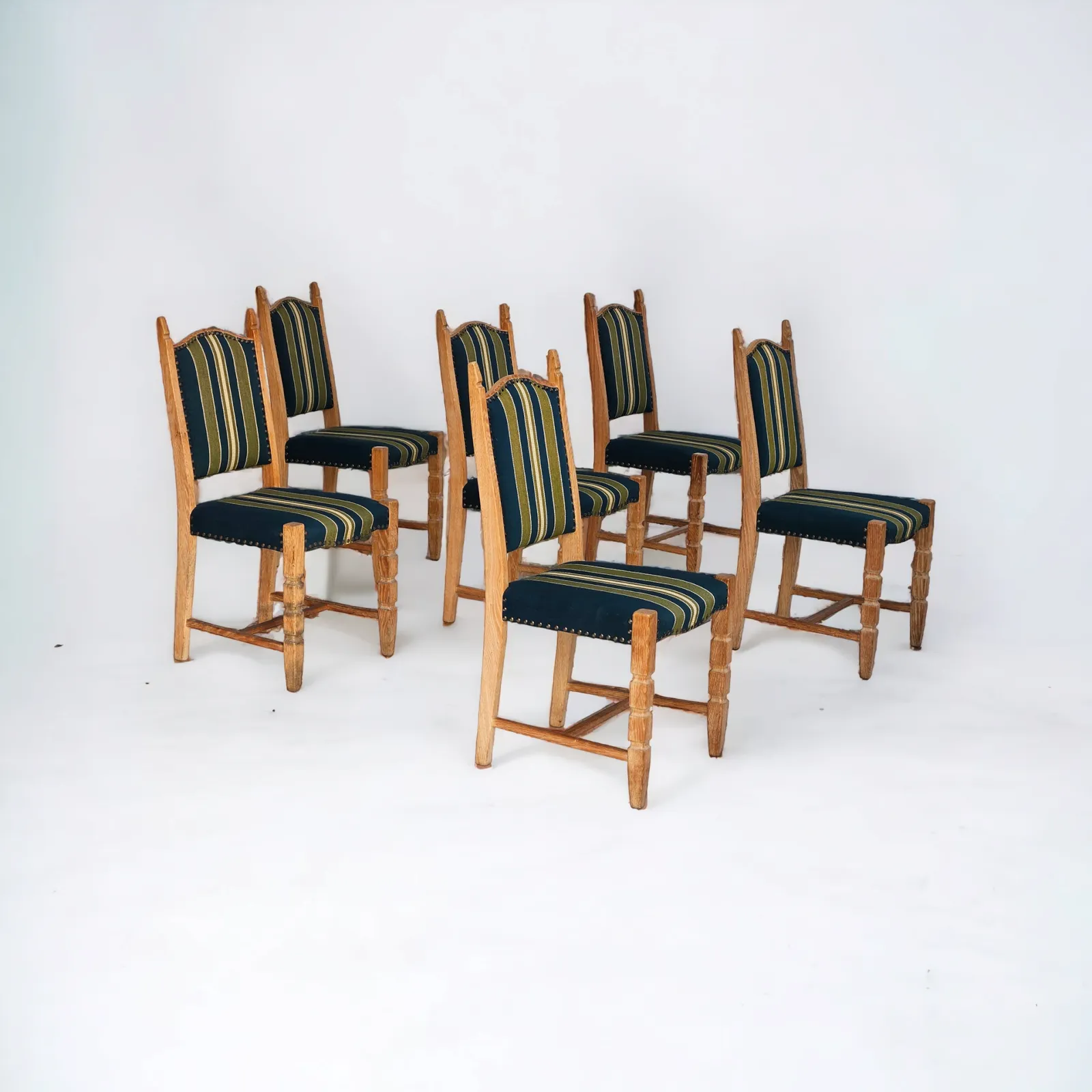 Ca. Jaren 1970 – Set Van 6 Deense Eetkamerstoelen, Goede Staat, Wollen Meubelstof.