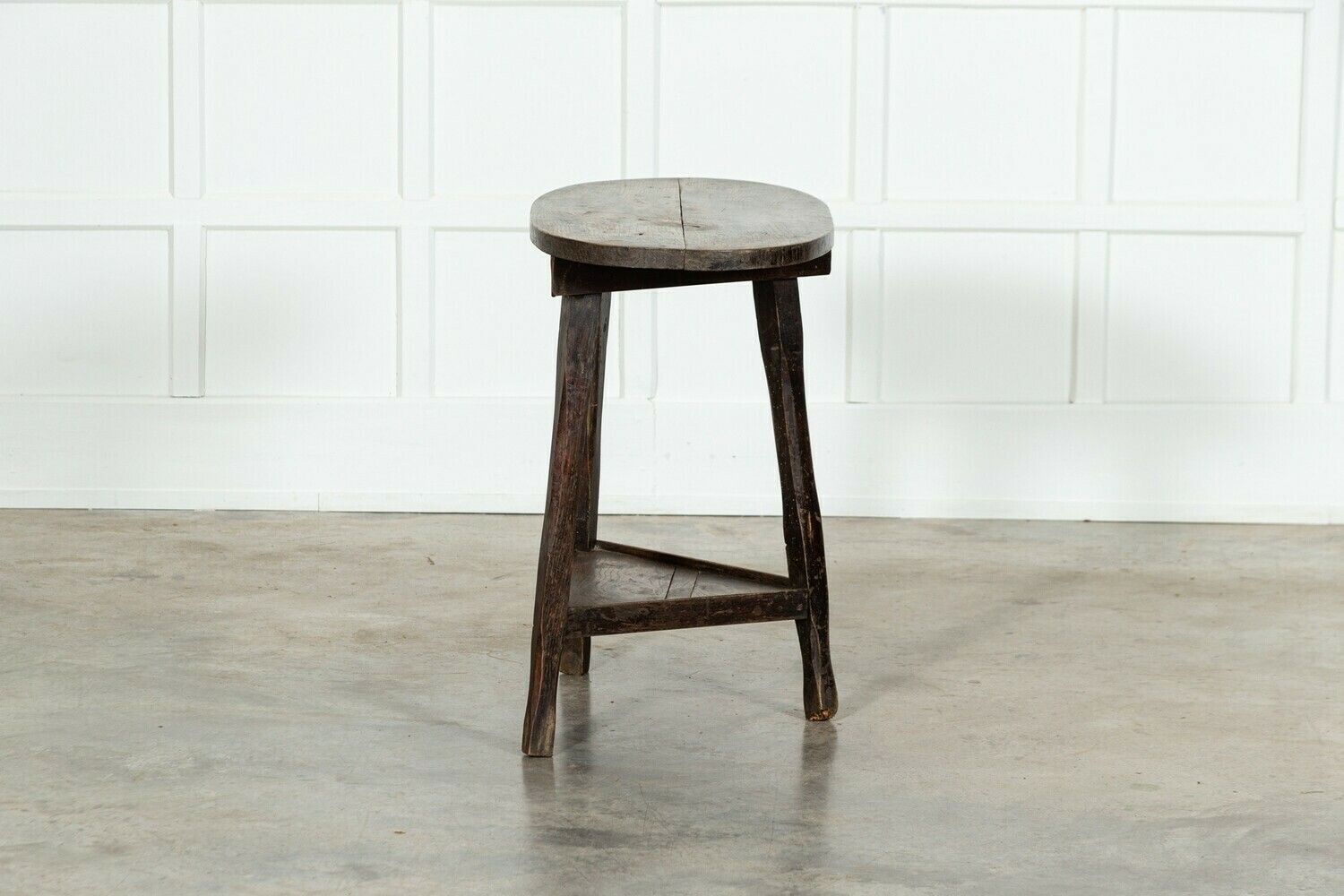 photo furniture 19thc English Vernacular Fruitwood Cricket / Tavern Table