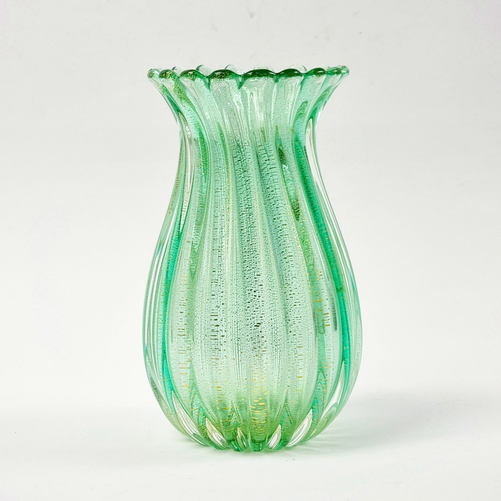 Mid Century Ribbed Murano Glass Vase By Archimede Seguso For Seguso Vetri D'arte, Italy, 1950s