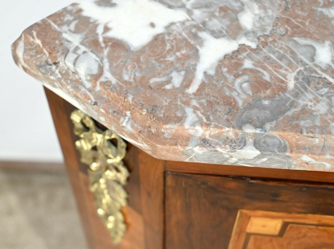 Pair Of Corner Cabinets In Precious Wood, Louis XV/Louis XVI Transition Period – 2nd Part 18th Century photo vinterior