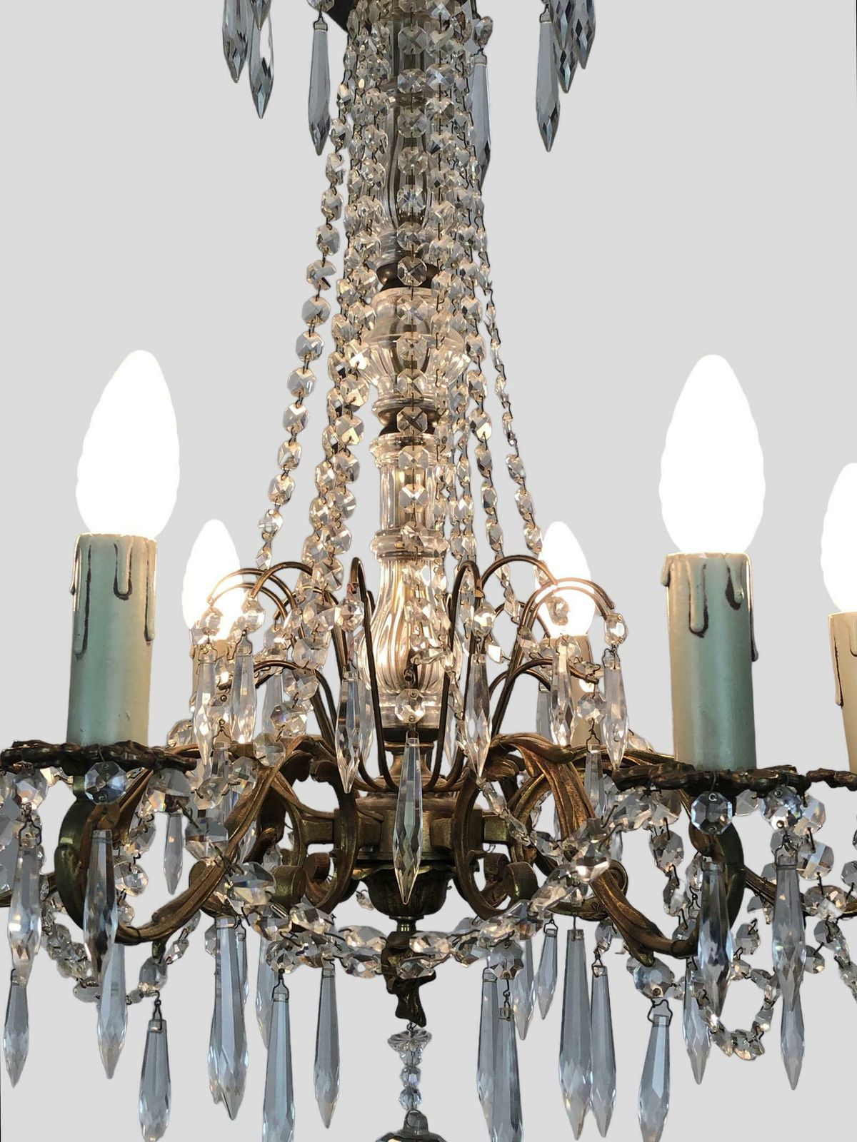 photo vintage Large Gilt Bronze 6 Arm Chandelier Crystal Droplets & Swags