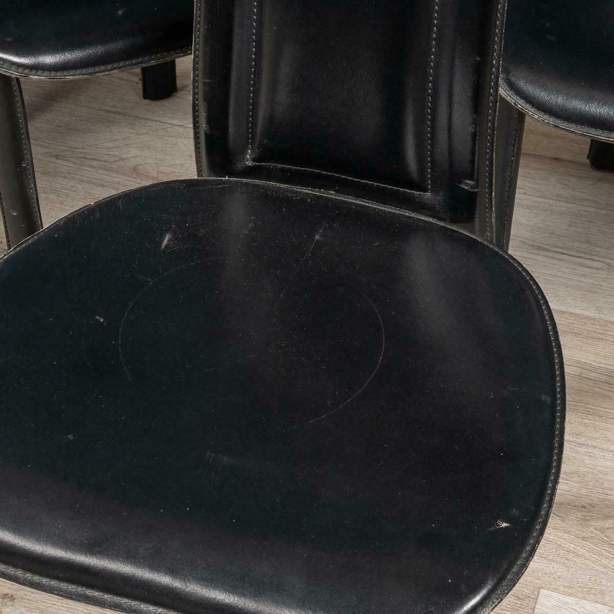 photo vinterior 20th Century Italian Set Of Four Dining Chairs By Giorgio Cattelan For Emmepi