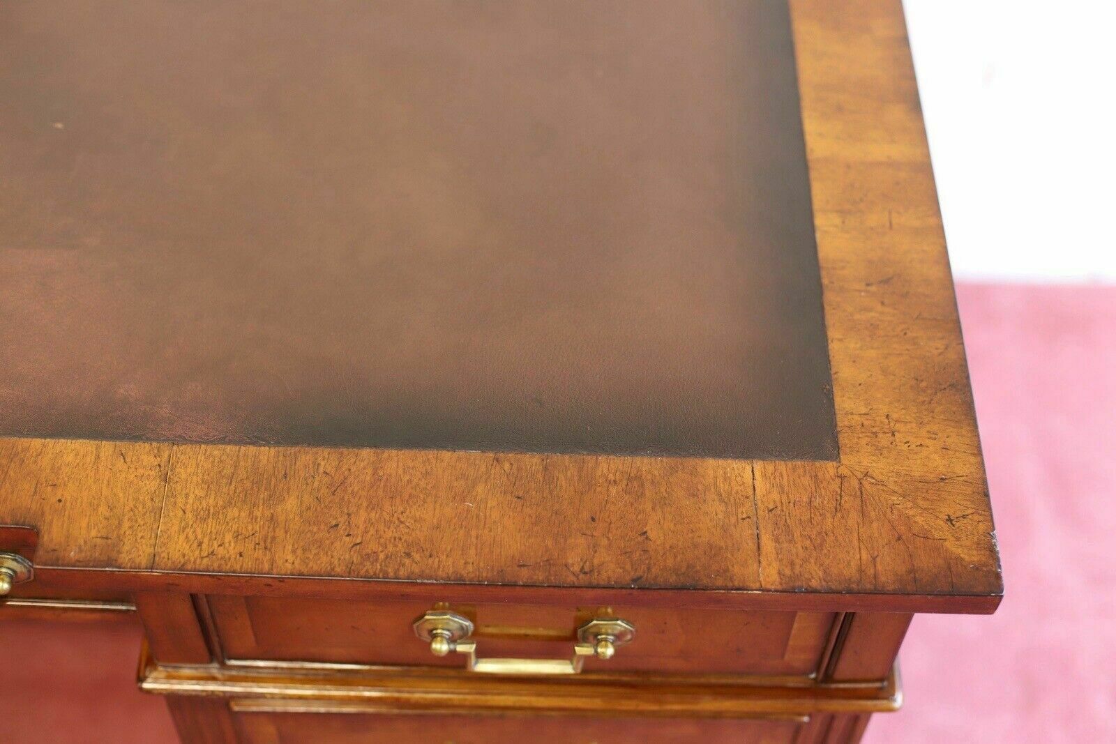 Brights Of Nettlebed, Stunning Double Side Flamed Mahogany Pedestal Desk photo vintage