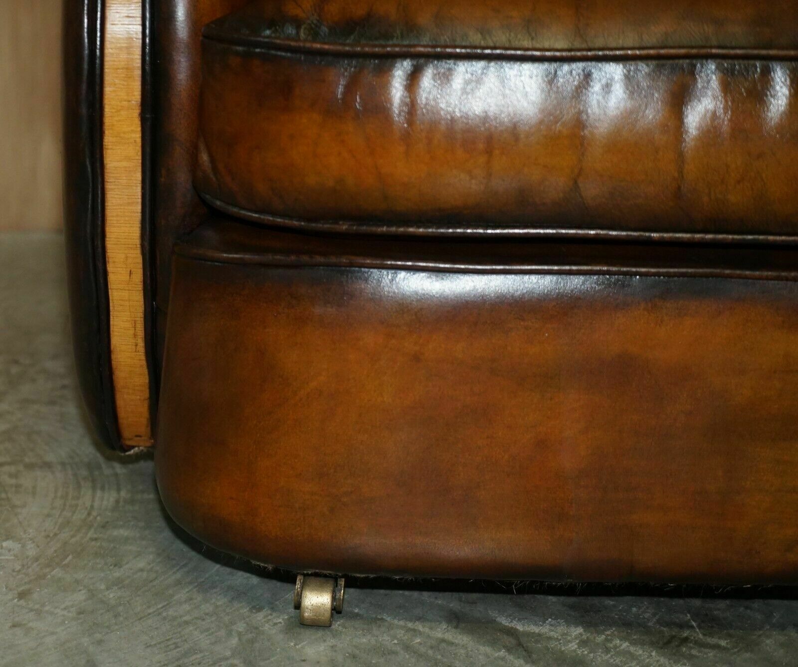 1 Of 2 Of Restored Art Deco Harry & Lou Epstein Hand Dyed Brown Leather Sofas photo vintage