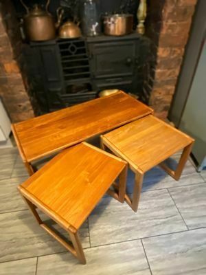 photo vintage Trio Of Solid Teak Mid Century Vintage Retro Side Tables Expertly Finished.