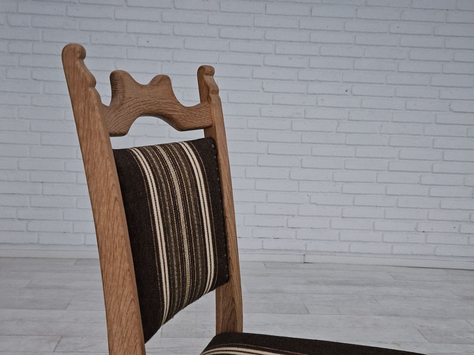 photo for sale 1970s, Set 6 Pcs Of Danish Dinning Chairs, Original Very Good Condition, Oak Wood.