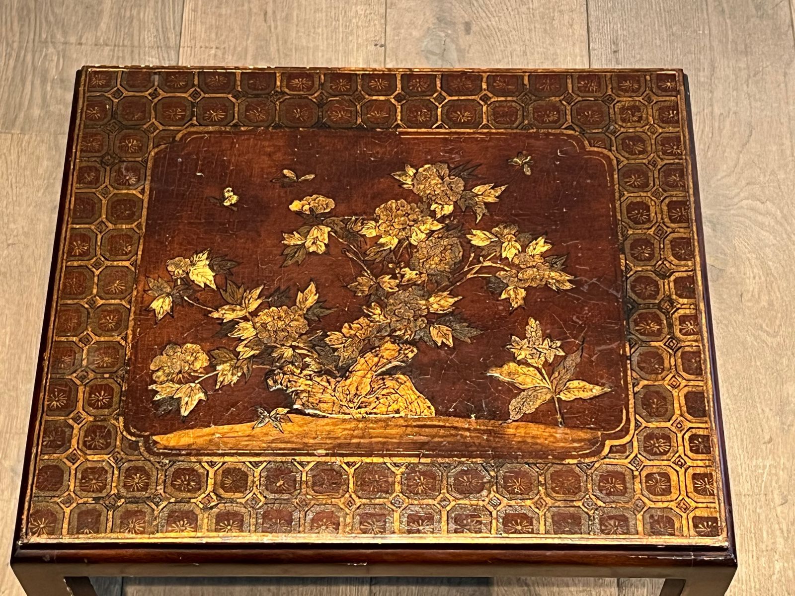 photo furniture Suite Of Three Lacquered Nesting Tables With Chinese Decors. Around 1940