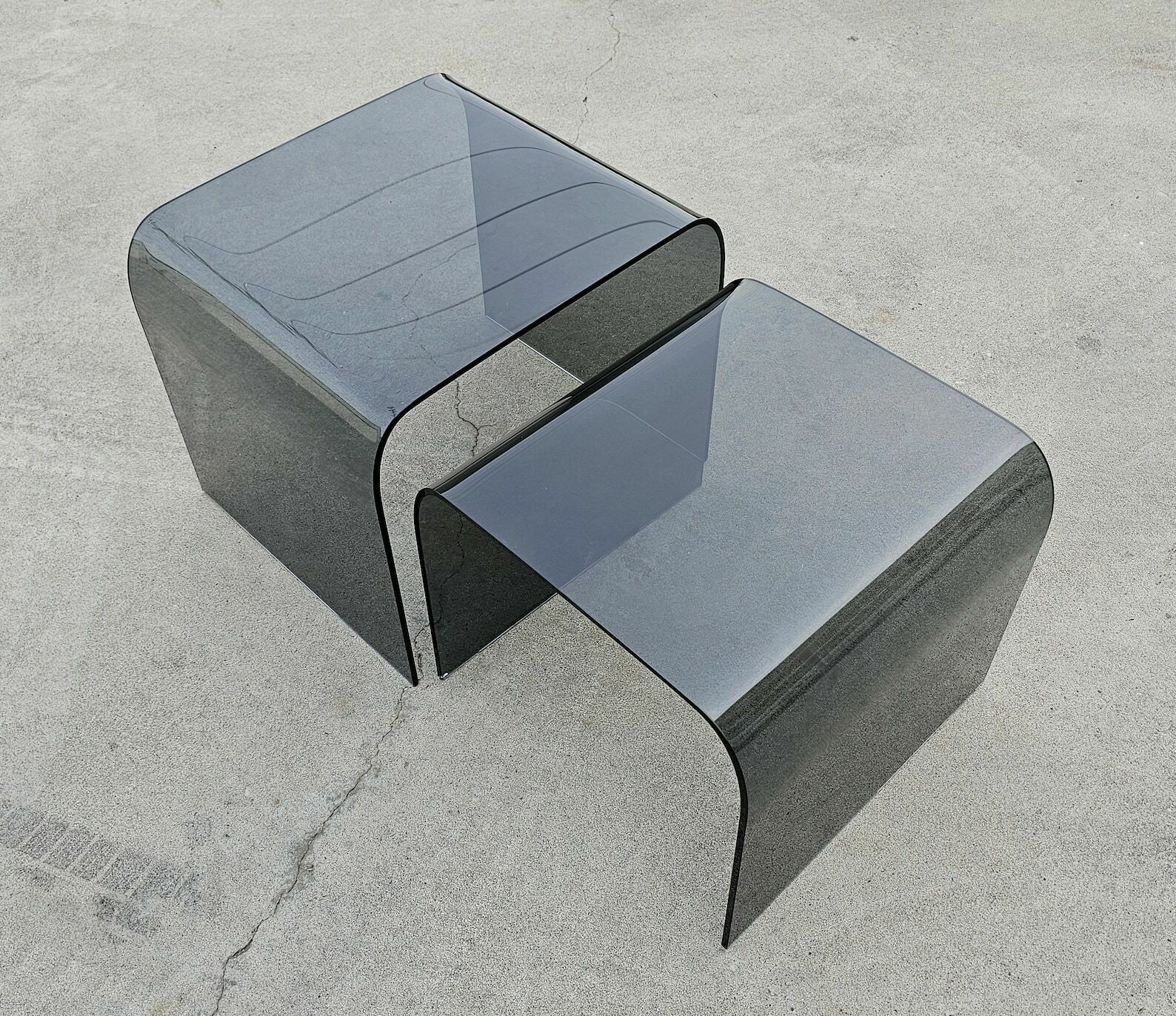 photo for sale Set Of Two Glass Waterfall Nesting Tables Done In Tinted Glass Attributed To Fiam // Made In Italy In 1980s
